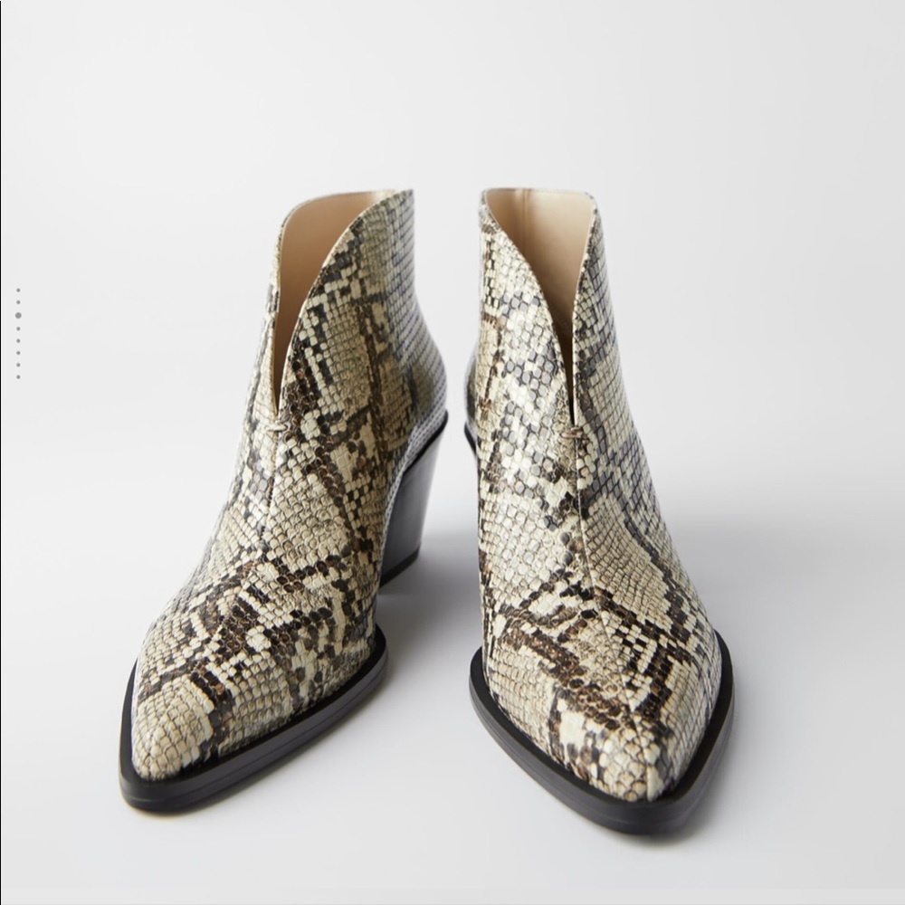 NWT ZARA Animal Print Cowboy Heeled Ankle Boots 8 - Picture 5 of 12